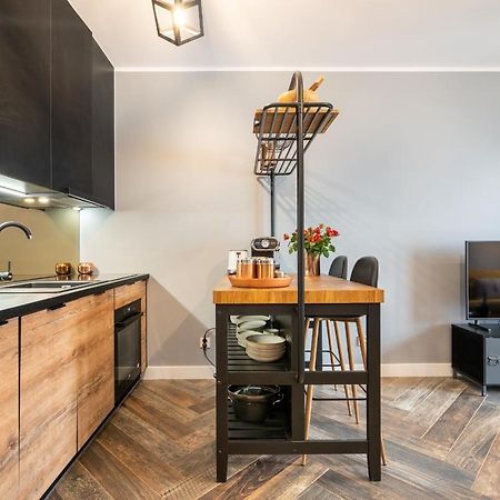Apartament Riverside กดัญสก์ ภายนอก รูปภาพ