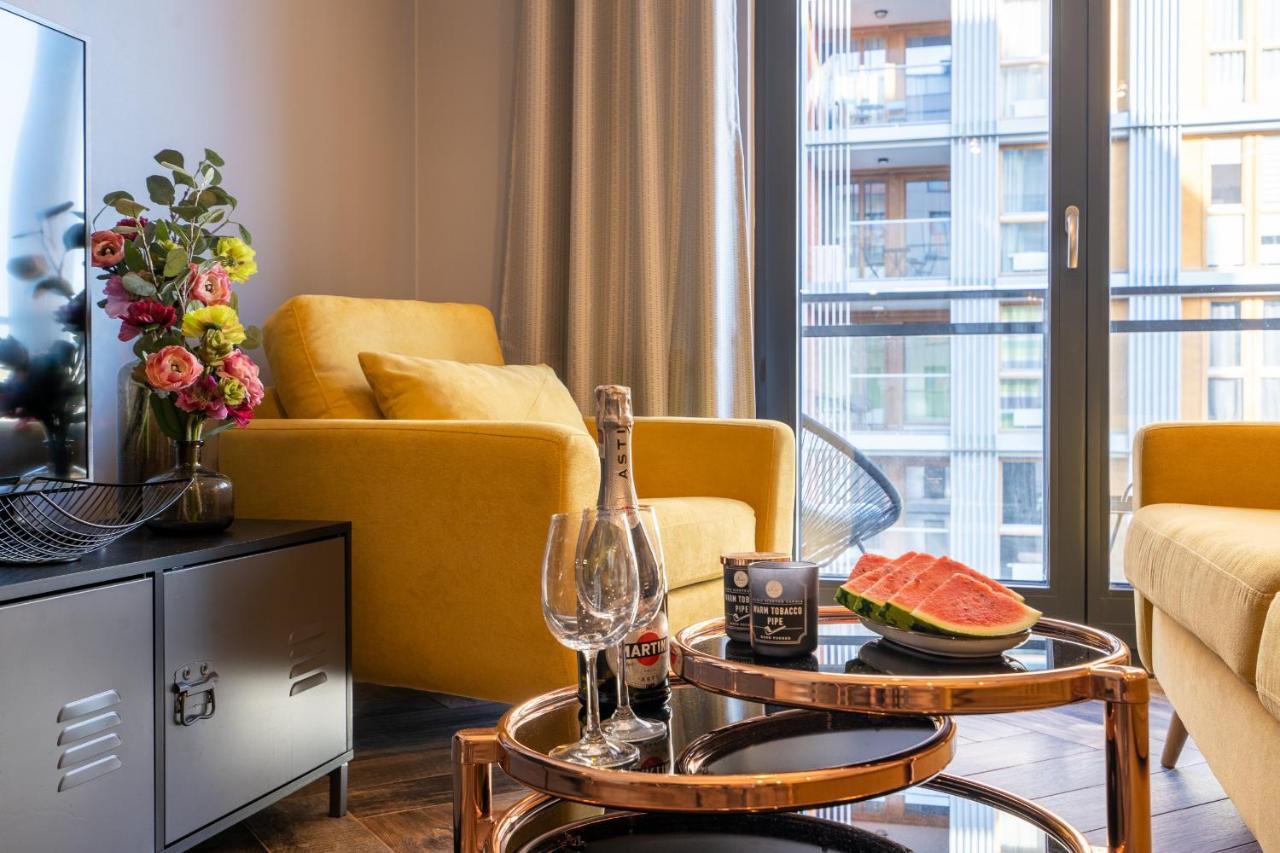 Apartament Riverside กดัญสก์ ภายนอก รูปภาพ
